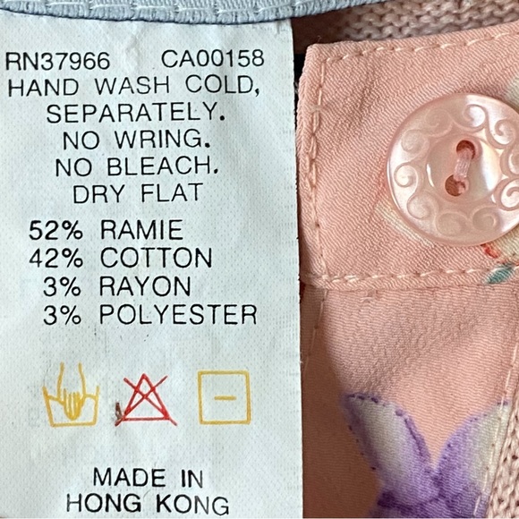 VINTAGE JANTZEN Cardigan Hand Embroidered Sz S - Picture 11 of 11